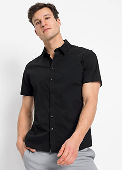 Fitted Short Sleeve Shirt