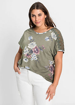 Lace Trim Floral T-Shirt