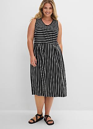 Shop for Black & White | Dresses | Plus Size | online at bonprix