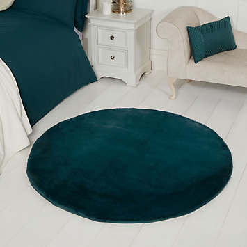 HMC Luxe Faux Fur Rug | bonprix