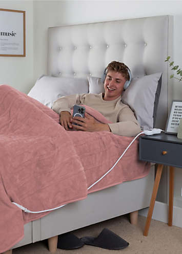 Slumberdown Dusty Pink Comfy Hugs Heated Throw | bonprix
