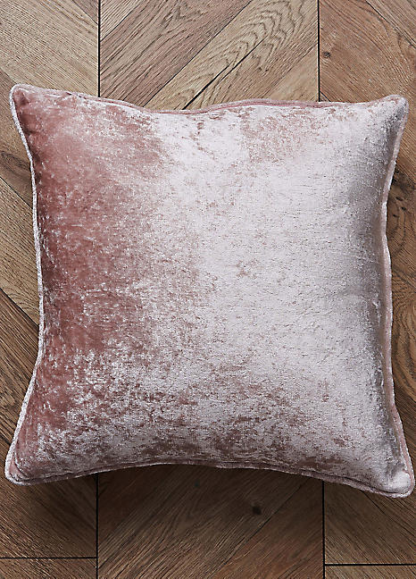 Rose gold 2024 crushed velvet cushions