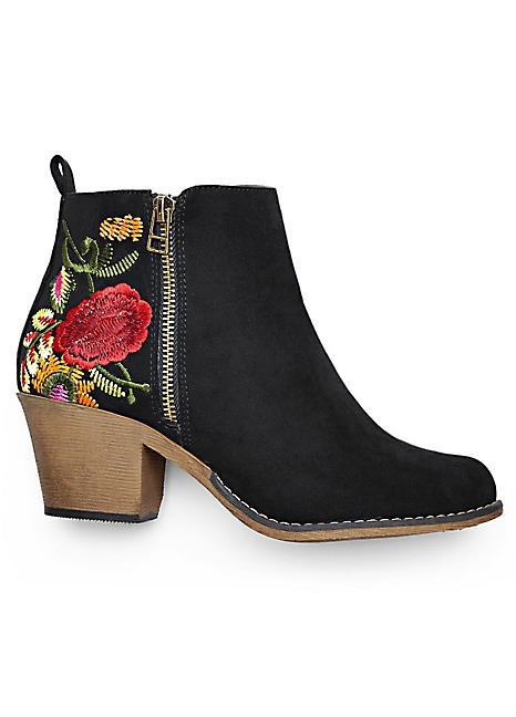 Embroidered Ankle Boots by BODYFLIRT | bonprix