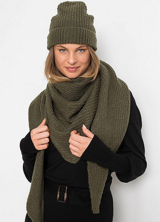Knitted Beanie & Scarf