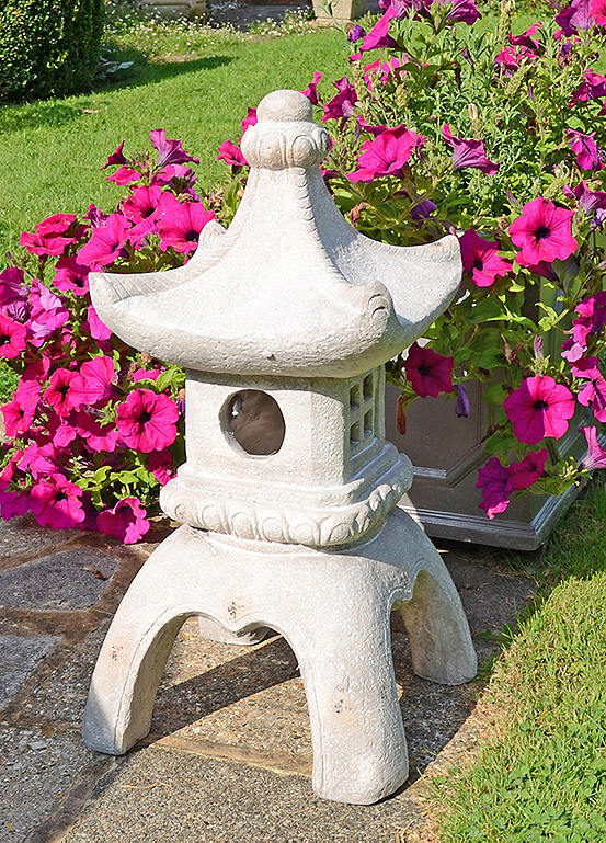 Solstice Sculptures Pagoda Large Lantern Weathered Light Stone Effect
