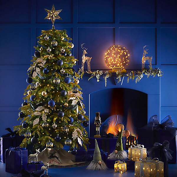 christmas tree with blue and gold decorations