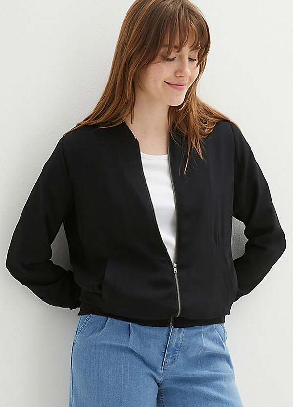 Lightweight black bomber outlet jacket womens