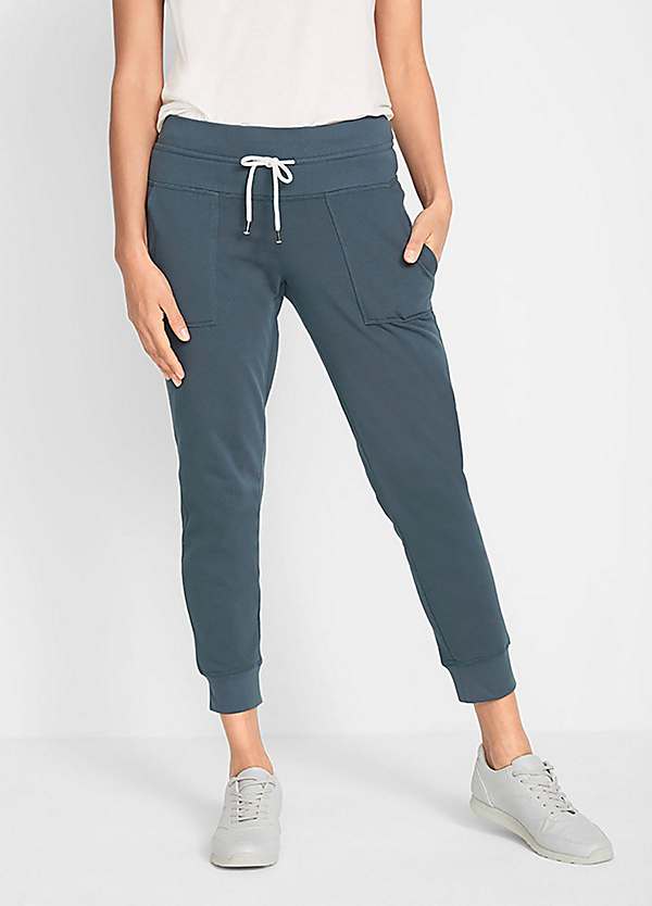 cropped tracksuit bottoms