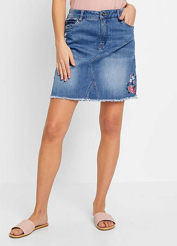 Knee length shop embroidered denim skirt