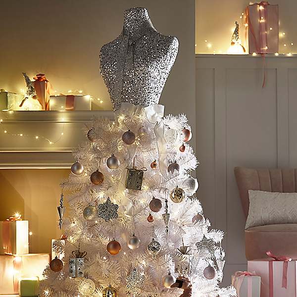 Mannequin Christmas Tree 