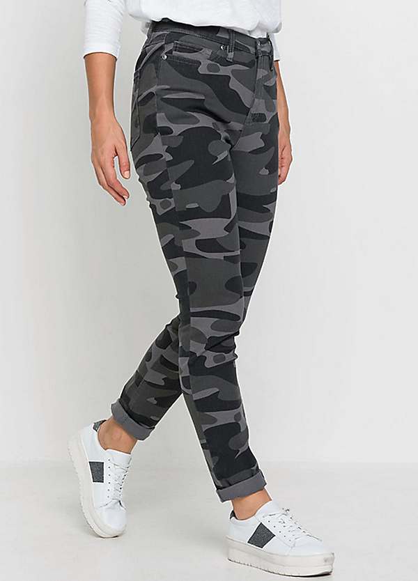 slim fit camo trousers